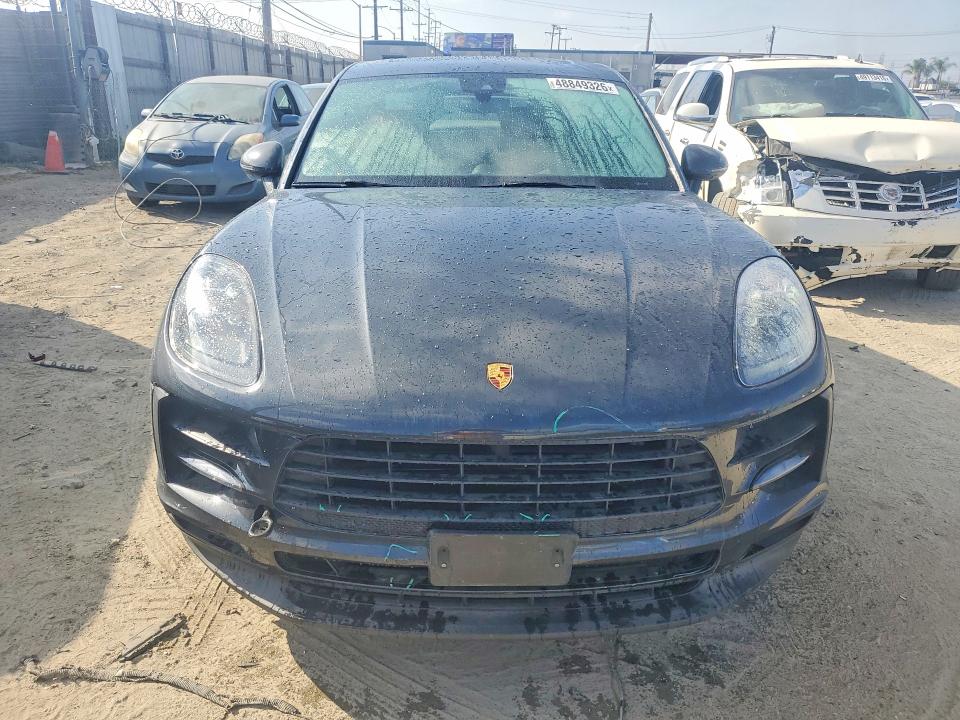 48849326 :رقم المزاد ، WP1AA2A57LLB11735 vin ، 2020 Porsche Macan مزاد بيع