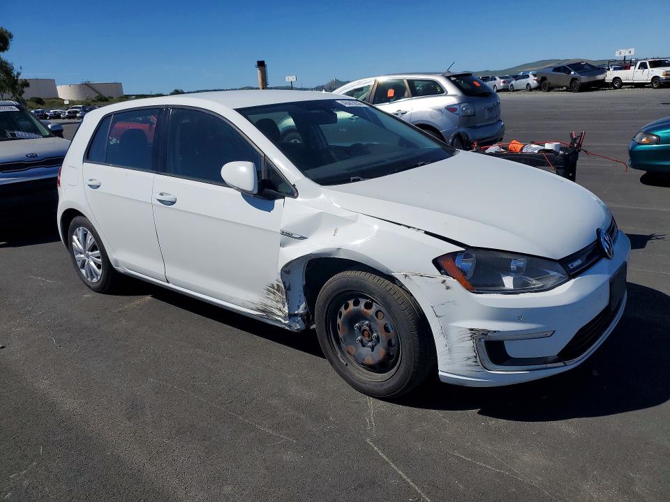 48443836 :رقم المزاد ، WVWKP7AU7FW905064 vin ، 2015 Volkswagen E-golf مزاد بيع