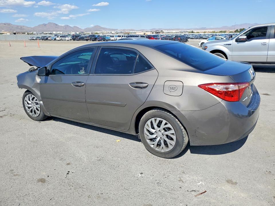 Продажа на аукционе авто 2018 Toyota Corolla, vin: 2T1BURHE8JC011255, номер лота: 51893336