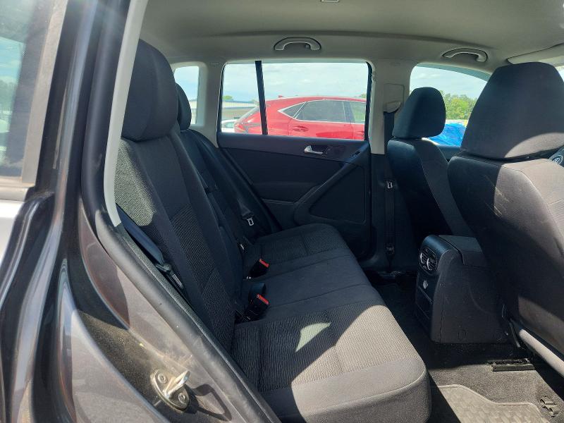 2015 Volkswagen Tiguan მანქანა იყიდება აუქციონზე, vin: WVGAV7AX7FW579239, აუქციონის ნომერი: 49780346