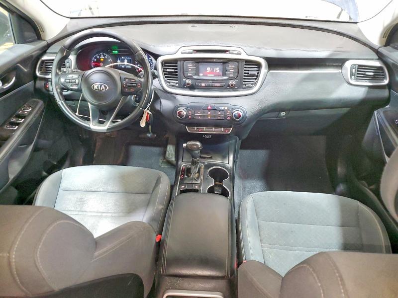 2016 Kia Sorento მანქანა იყიდება აუქციონზე, vin: 5XYPG4A32GG062613, აუქციონის ნომერი: 50192596