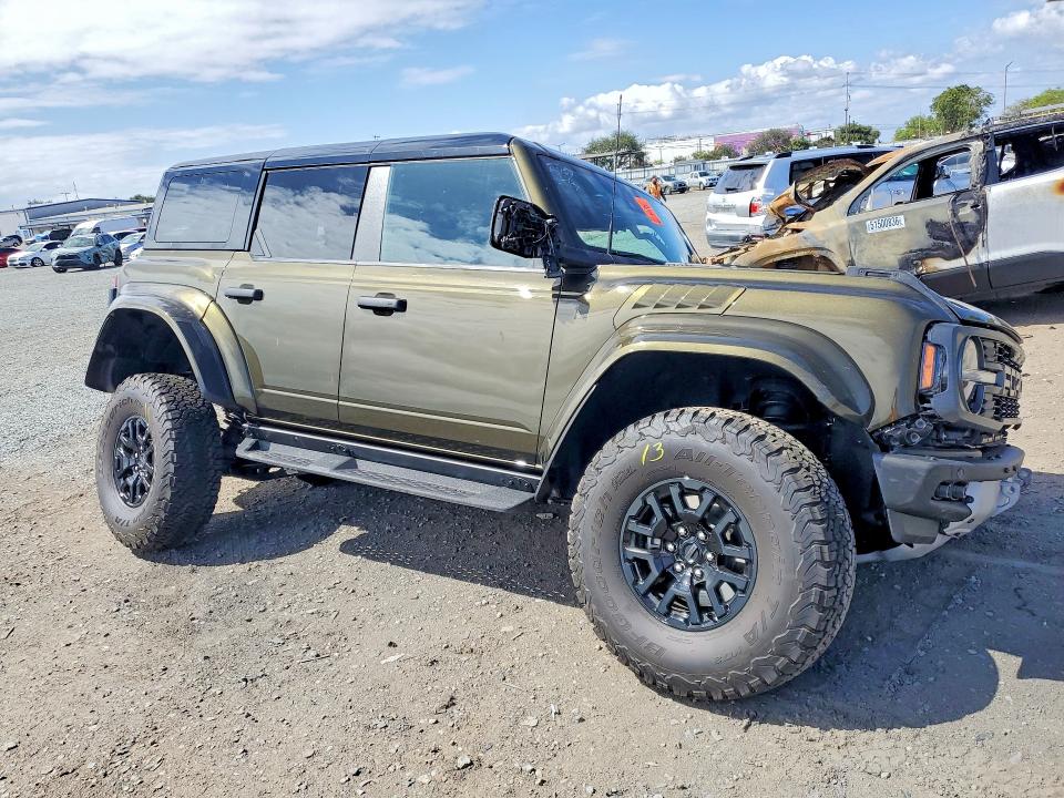 Продажа на аукционе авто 2025 Ford Bronco, vin: 1FMEE0RR9SLA77553, номер лота: 51484576