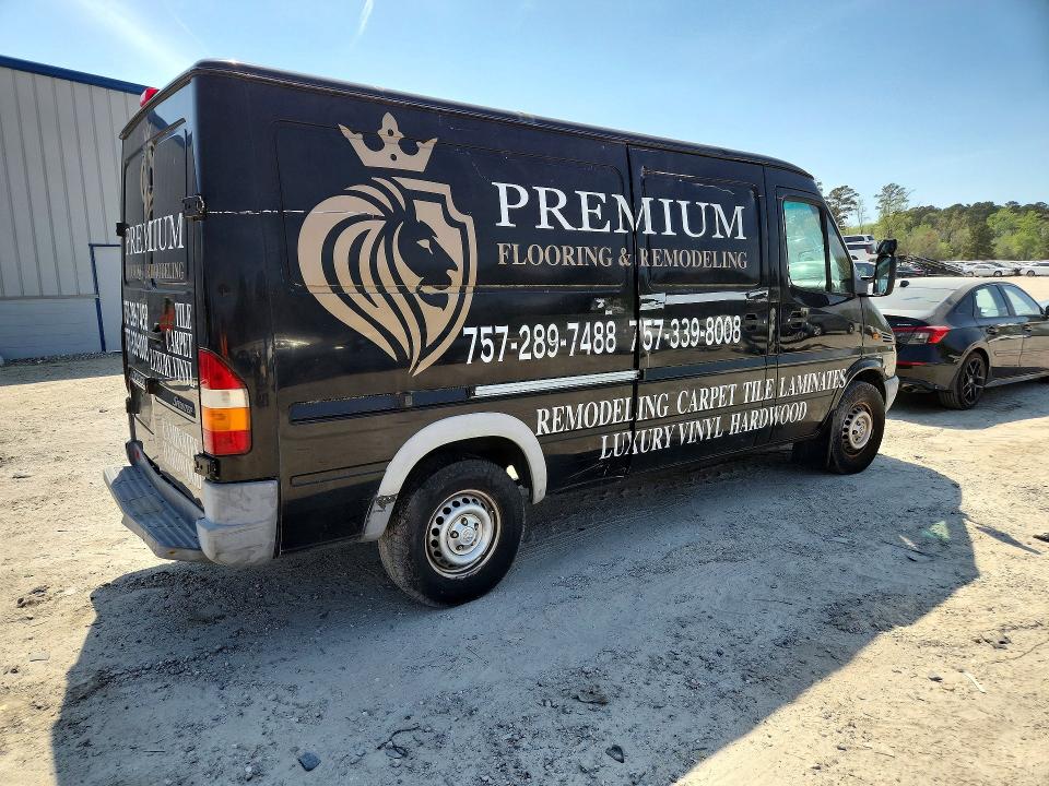 48469456 :رقم المزاد ، WD2PD644945656899 vin ، 2004 Sprinter 2500 Sprin مزاد بيع