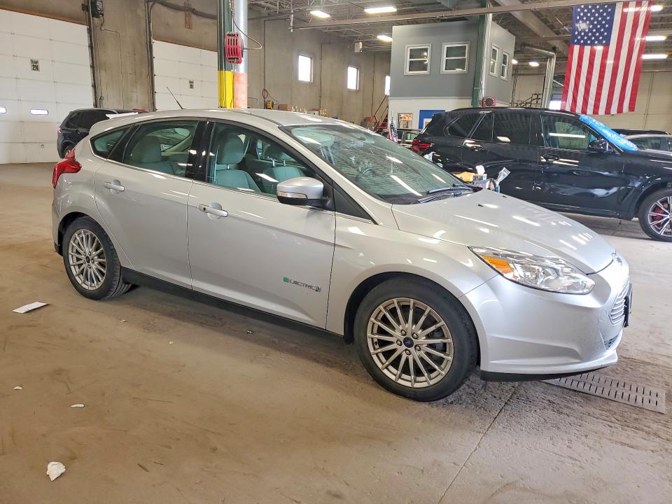 Продаж на аукціоні авто 2014 Ford Focus, vin: 1FADP3R4XEL330308, номер лоту: 51860786