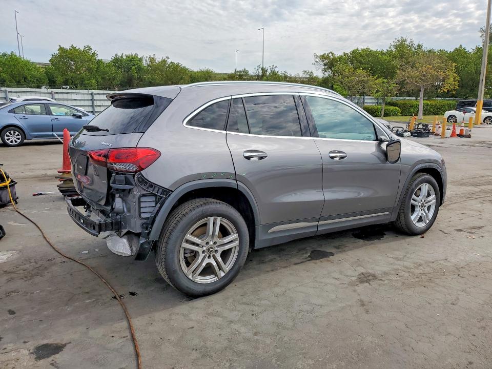 Продажа на аукционе авто 2022 Mercedes-benz Gla, vin: W1N4N4HB4NJ347549, номер лота: 47684186