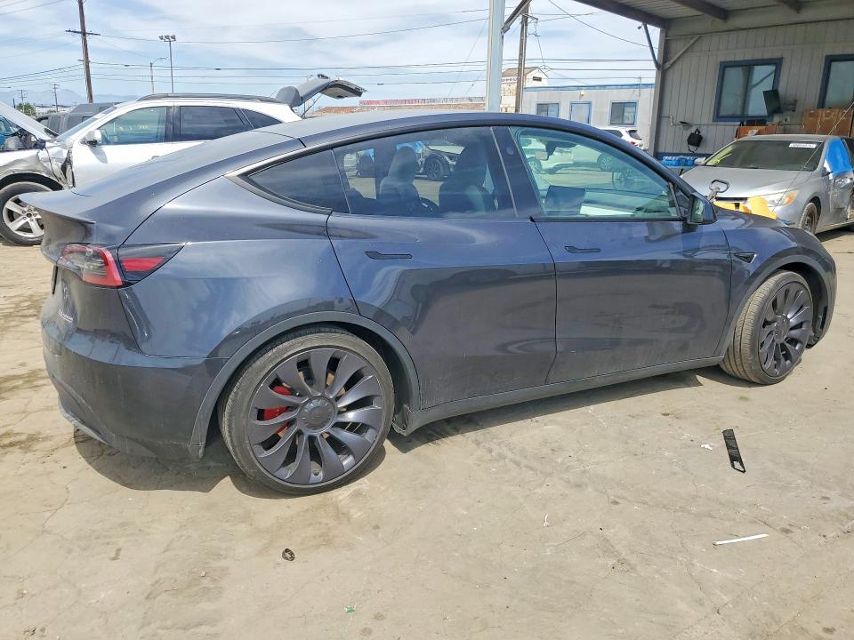 48673506 :رقم المزاد ، 7SAYGDEF0RF161677 vin ، 2024 Tesla Model Y مزاد بيع