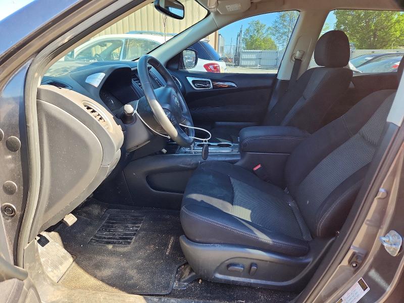 50466266 :رقم المزاد ، 5N1DR2MN8HC629858 vin ، 2017 Nissan Pathfinder مزاد بيع