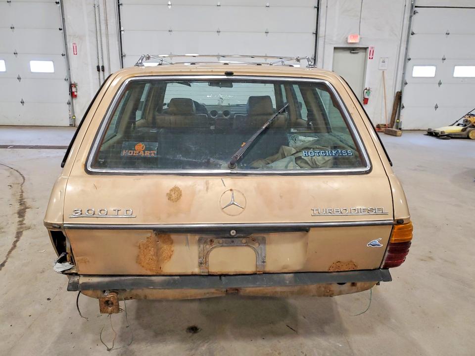 Продажа на аукционе авто 1984 Mercedes-benz 300, vin: WDBAB93A8EF021799, номер лота: 50700536