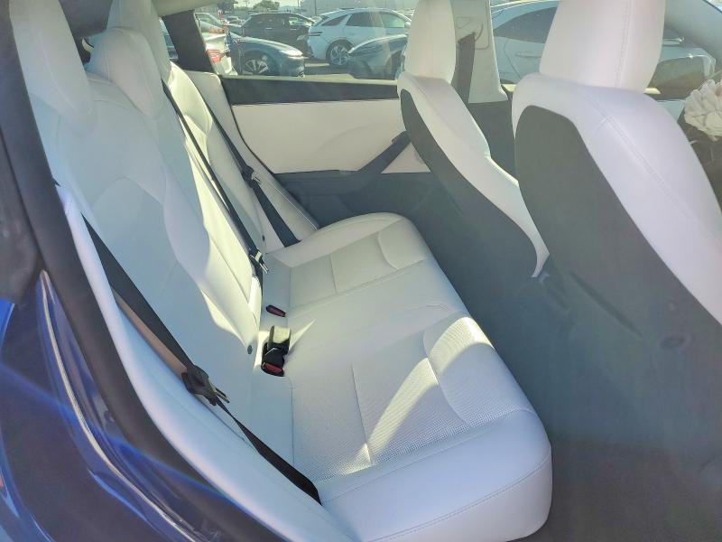50149046 :رقم المزاد ، 5YJ3E1EA1SF041876 vin ، 2025 Tesla Model 3 مزاد بيع