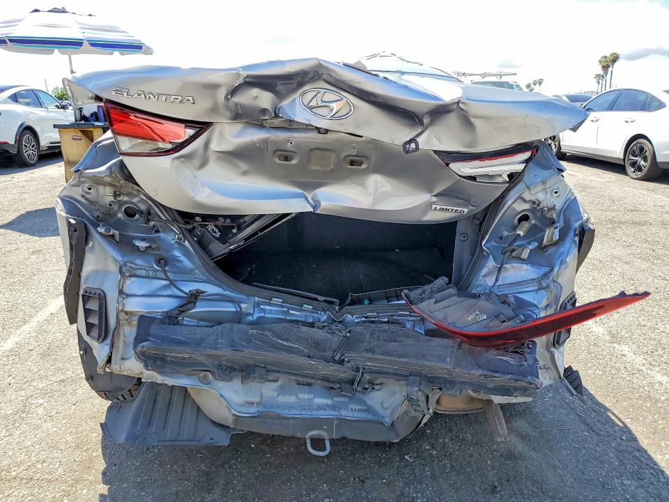 2016 Hyundai Elantra მანქანა იყიდება აუქციონზე, vin: 5NPDH4AE9GH676651, აუქციონის ნომერი: 50196426