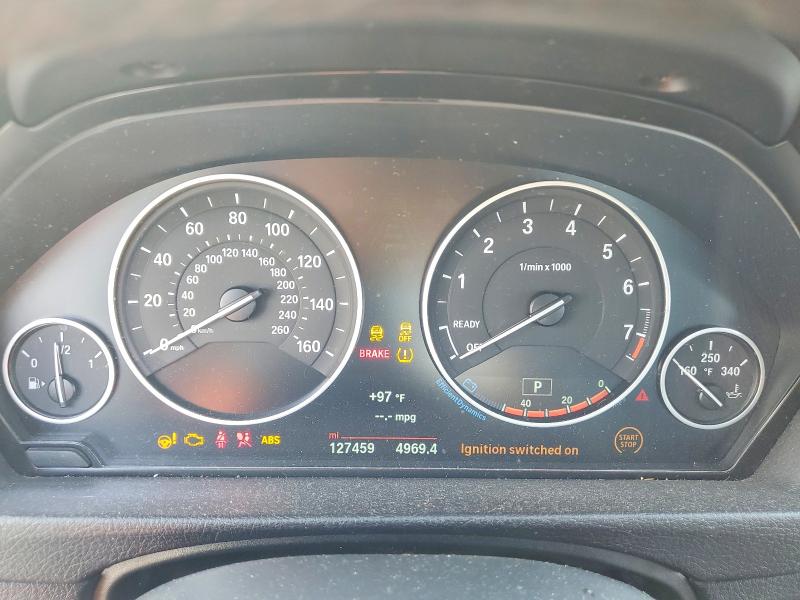 2017 Bmw 320 მანქანა იყიდება აუქციონზე, vin: WBA8E5G56HNU41985, აუქციონის ნომერი: 50160116