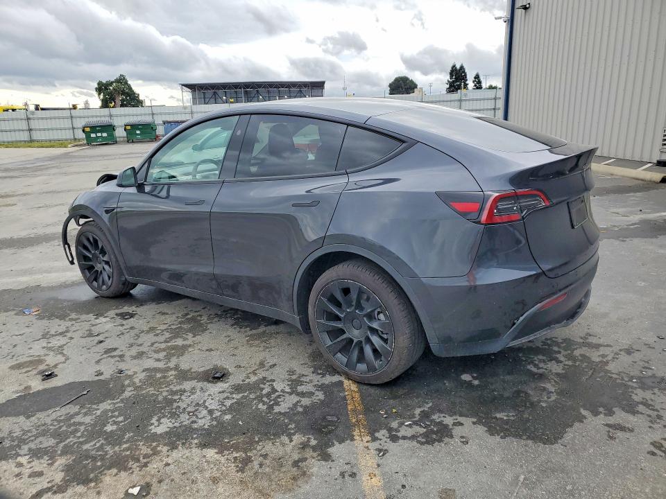 2025 Tesla Model Y მანქანა იყიდება აუქციონზე, vin: 7SAYGDEE8SF305845, აუქციონის ნომერი: 48268326