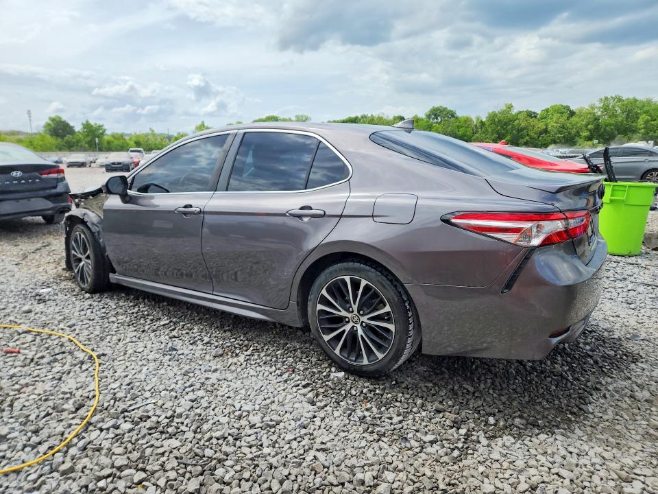 2020 Toyota Camry მანქანა იყიდება აუქციონზე, vin: 4T1G11AK1LU986052, აუქციონის ნომერი: 51004096