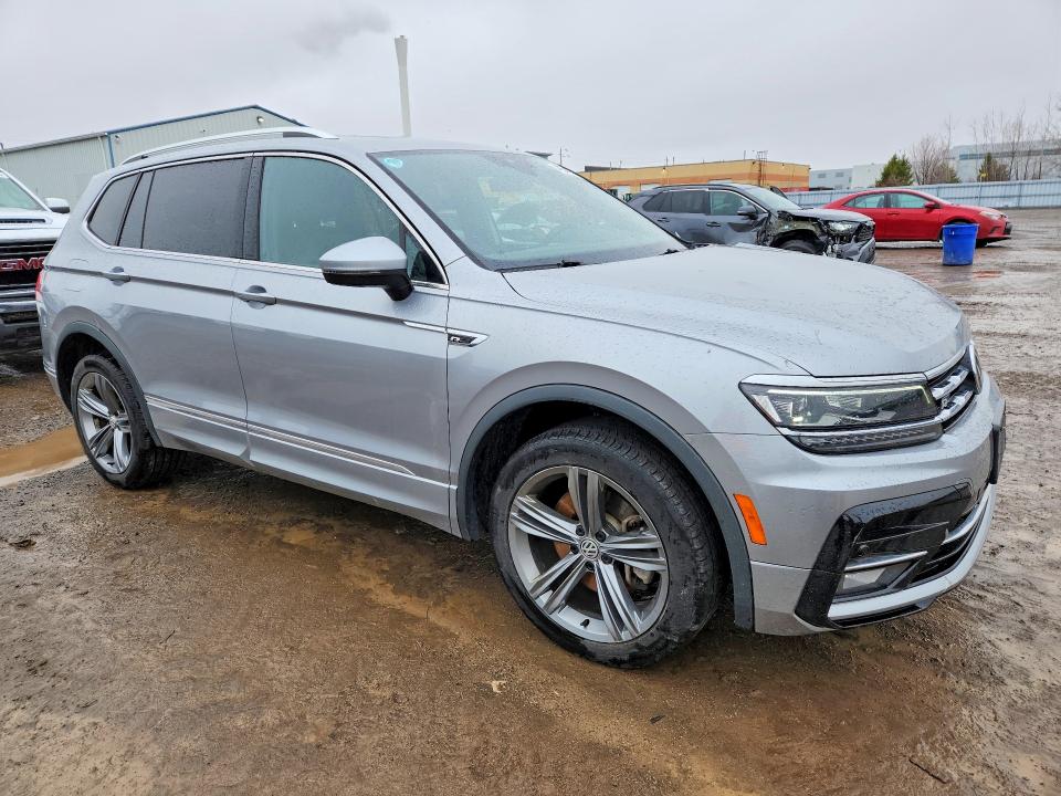 Продажа на аукционе авто 2021 Volkswagen Tiguan, vin: 3VV4B7AX5MM152599, номер лота: 49540936