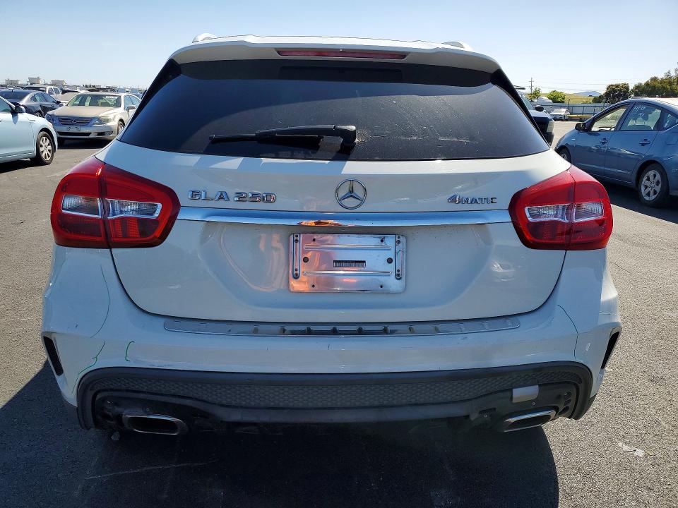 49548356 :رقم المزاد ، WDCTG4GB1FJ065637 vin ، 2015 Mercedes-benz Gla مزاد بيع