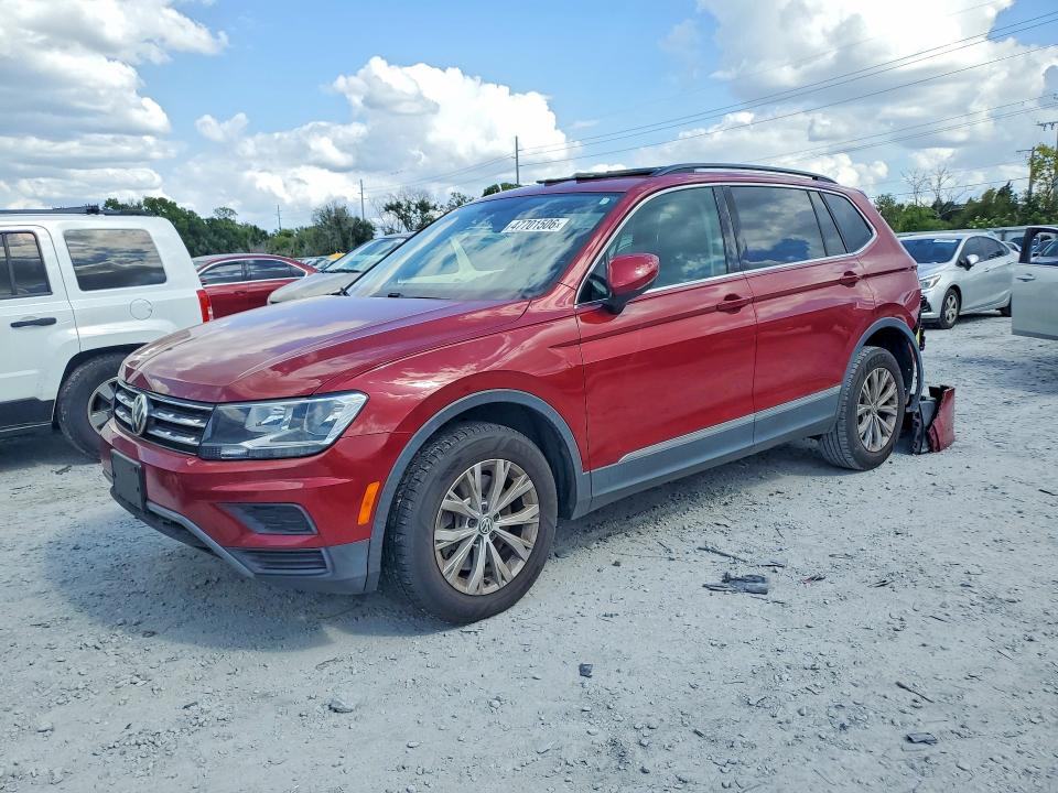 47701506 :رقم المزاد ، 3VV2B7AX4JM171180 vin ، 2018 Volkswagen Tiguan مزاد بيع