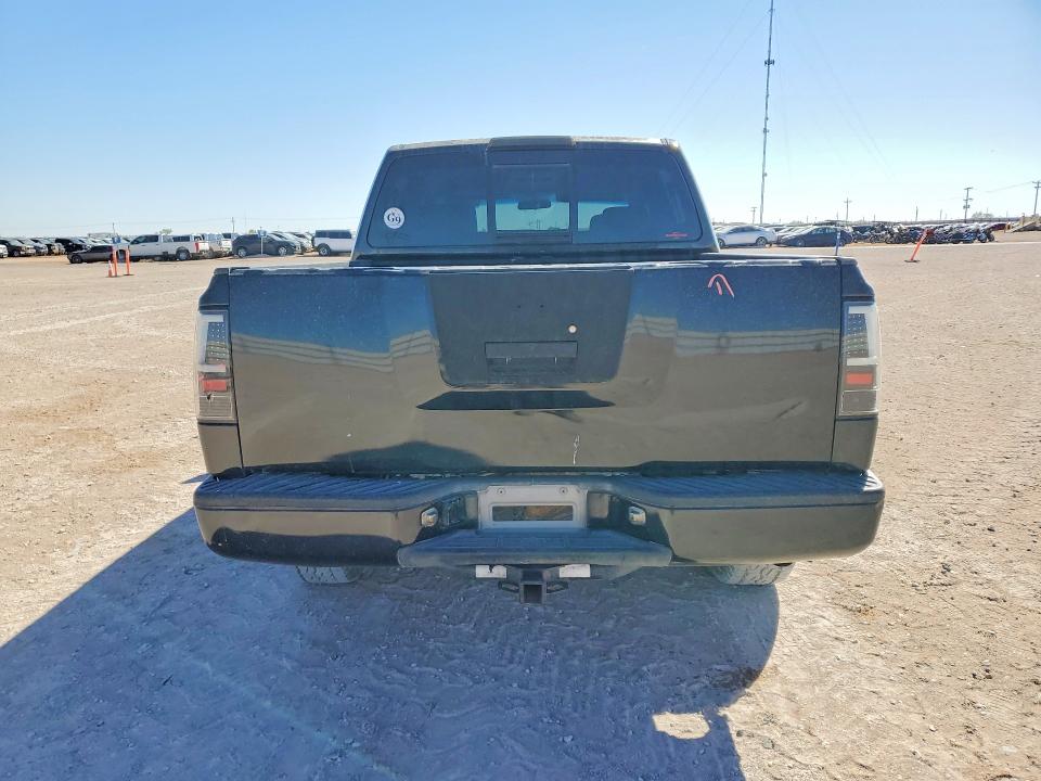 2004 Nissan Titan მანქანა იყიდება აუქციონზე, vin: 1N6AA07A34N581516, აუქციონის ნომერი: 49094166