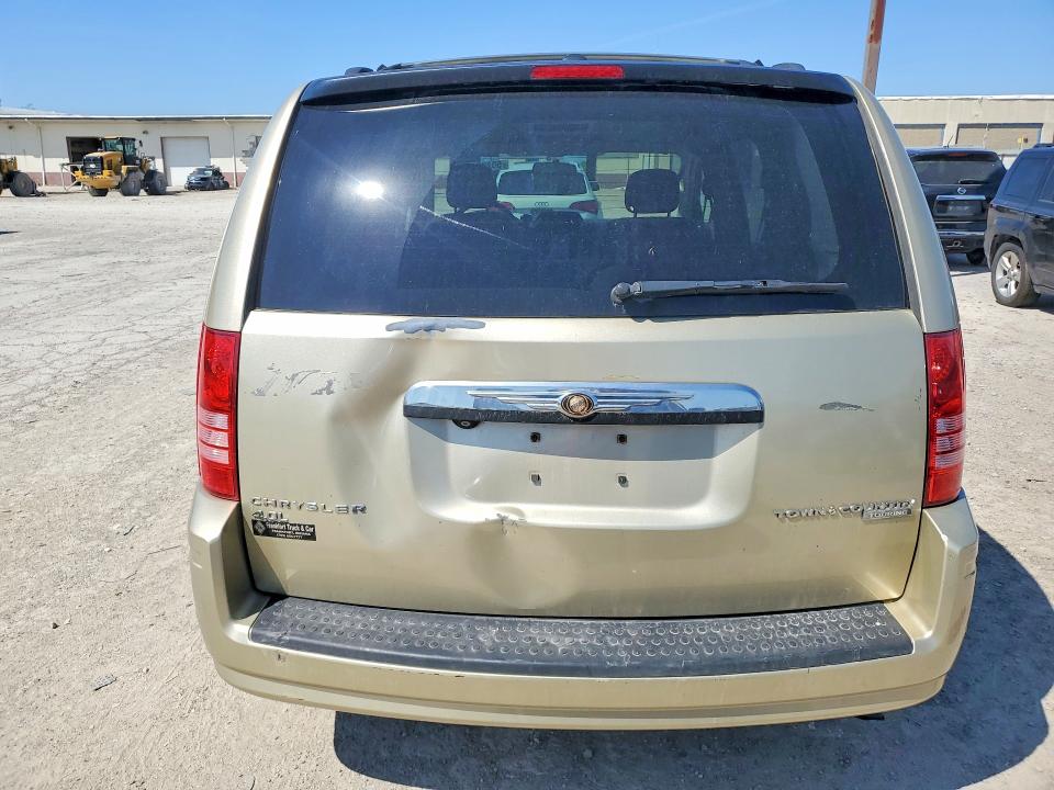 2010 Chrysler Town & Country მანქანა იყიდება აუქციონზე, vin: 2A4RR8DX9AR321538, აუქციონის ნომერი: 50286236