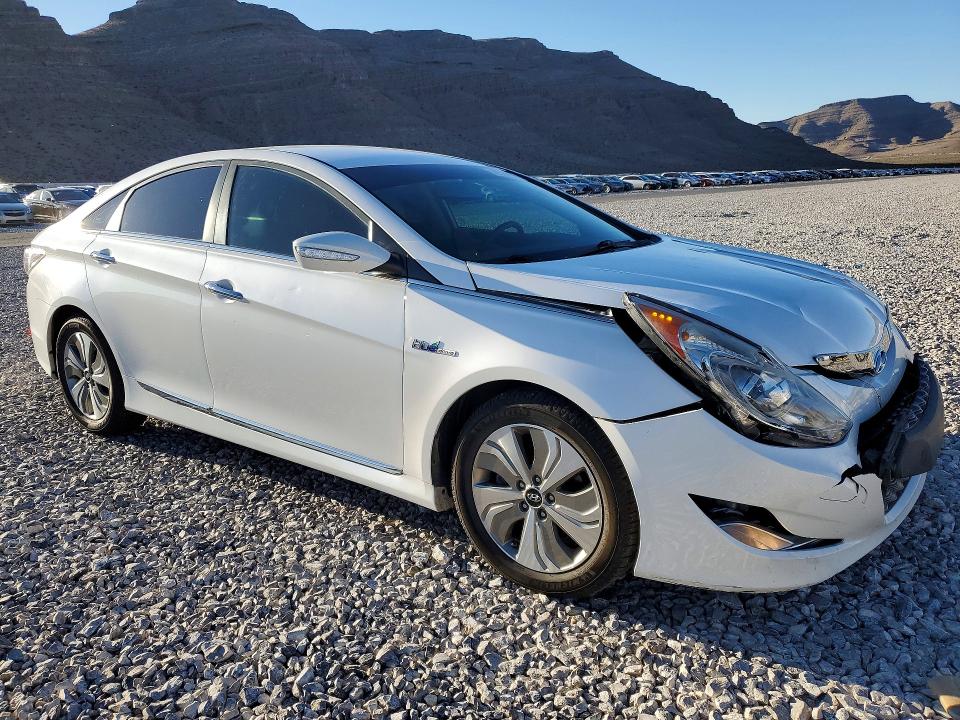 Auction sale of the 2013 Hyundai Sonata Hybrid, vin: KMHEC4A41DA100092, lot number: 48523596