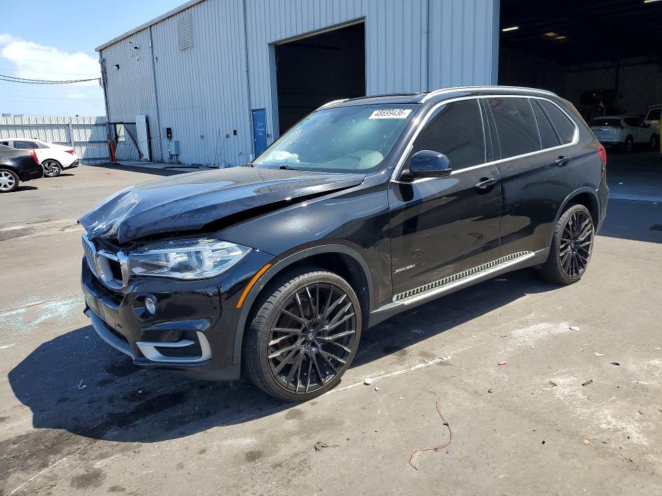 48699436 :رقم المزاد ، 5UXKR0C57F0P04662 vin ، 2015 Bmw X5 مزاد بيع
