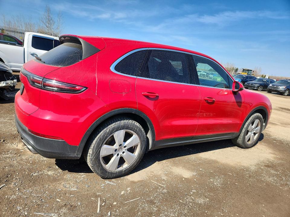 49307026 :رقم المزاد ، WP1AA2AYXNDA01995 vin ، 2022 Porsche Cayenne مزاد بيع