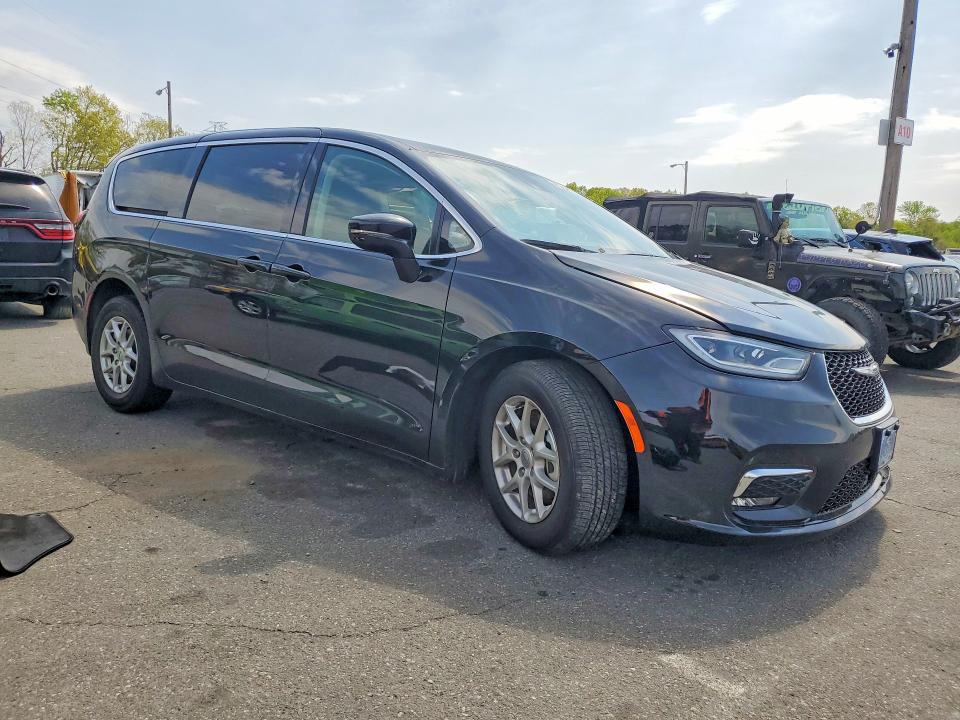Продажа на аукционе авто 2024 Chrysler Pacifica, vin: 2C4RC1BG0RR172353, номер лота: 50979756