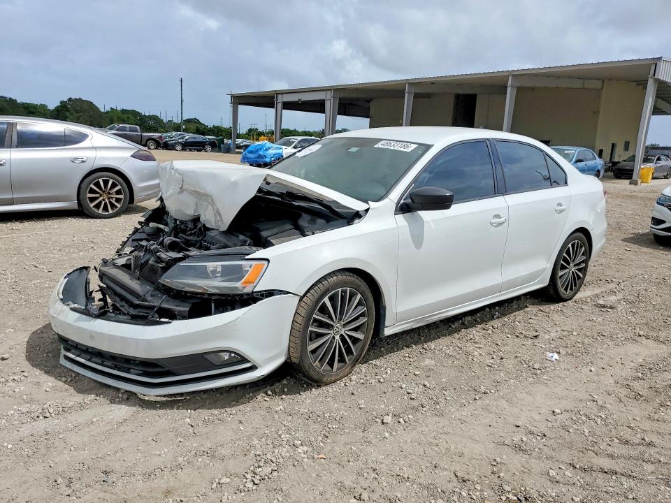 48633186 :رقم المزاد ، 3VWD17AJ8GM237659 vin ، 2016 Volkswagen Jetta مزاد بيع