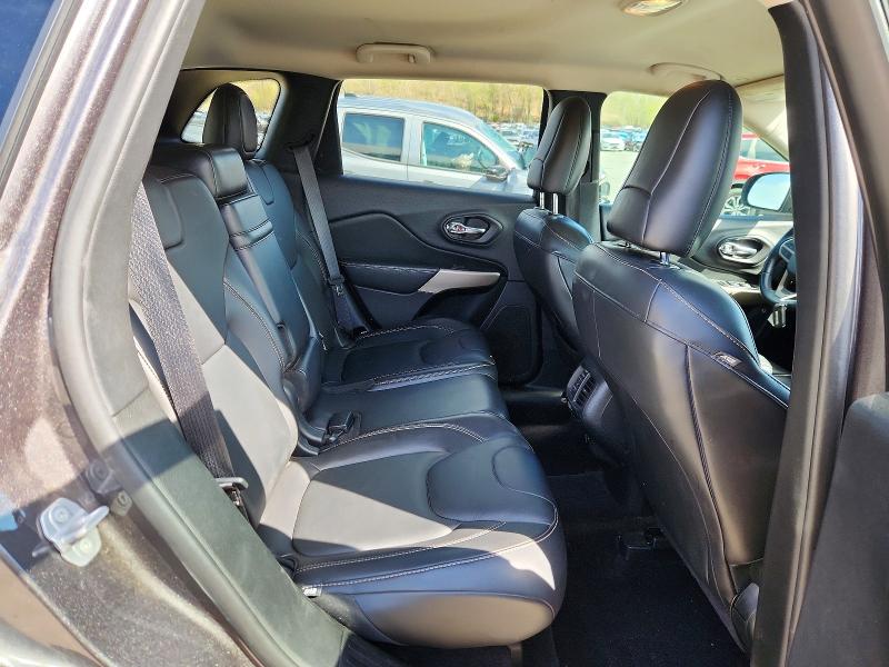 50332226 :رقم المزاد ، 1C4PJMDX4JD512526 vin ، 2018 Jeep Cherokee مزاد بيع
