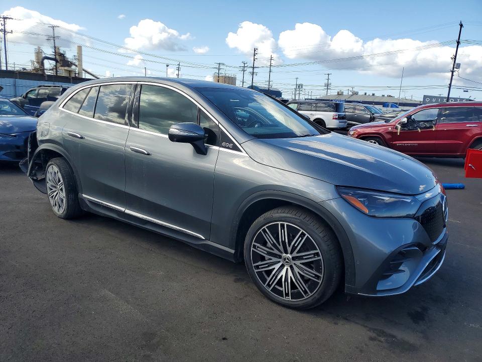 51379536 :رقم المزاد ، 4JGGM2CB3PA019704 vin ، 2023 Mercedes-benz Eqe Suv مزاد بيع