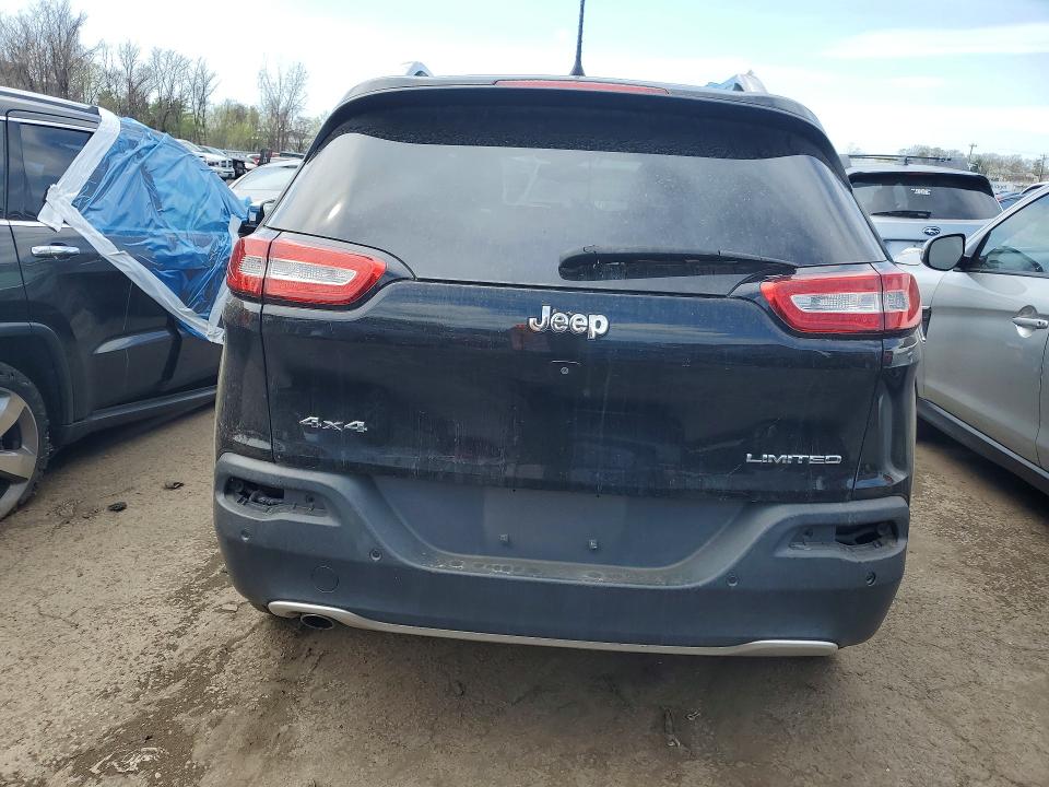 49795116 :رقم المزاد ، 1C4PJMDB2JD571210 vin ، 2018 Jeep Cherokee مزاد بيع