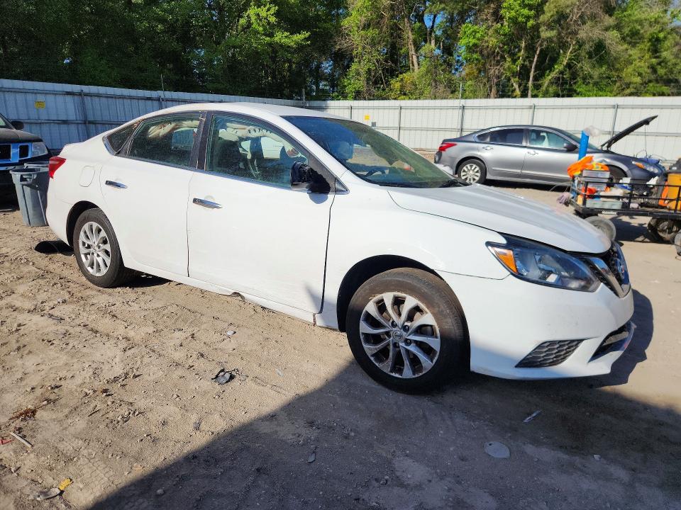 49175786 :رقم المزاد ، 3N1AB7AP8KY427876 vin ، 2019 Nissan Sentra مزاد بيع