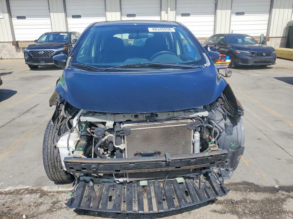 48349936 :رقم المزاد ، 3N1CE2CP8FL450156 vin ، 2015 Nissan Versa Note مزاد بيع