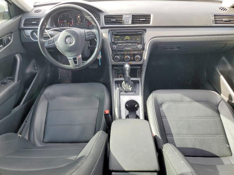 51276116 :رقم المزاد ، 1VWBN7A38EC078881 vin ، 2014 Volkswagen Passat مزاد بيع