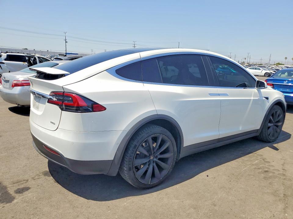 2017 Tesla Model X მანქანა იყიდება აუქციონზე, vin: 5YJXCDE28HF066767, აუქციონის ნომერი: 50519596