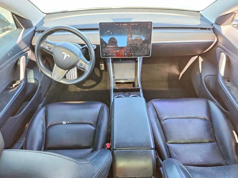 48835856 :رقم المزاد ، 5YJ3E1EAXJF057783 vin ، 2018 Tesla Model 3 مزاد بيع