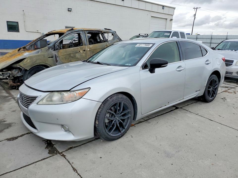 50177666 :رقم المزاد ، JTHBW1GG5D2008023 vin ، 2013 Lexus Es مزاد بيع