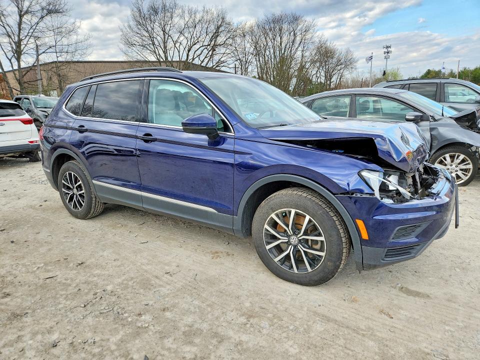Продаж на аукціоні авто 2021 Volkswagen Tiguan, vin: 3VV2B7AX1MM108767, номер лоту: 49300586