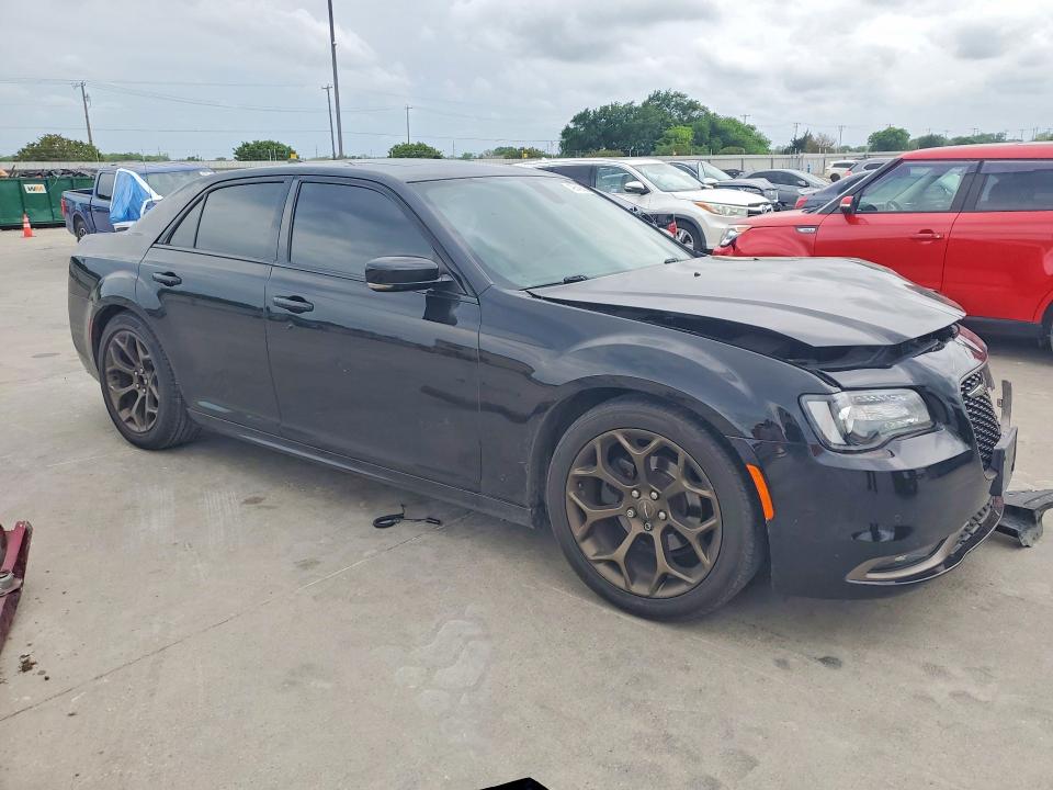 Продаж на аукціоні авто 2016 Chrysler 300, vin: 2C3CCABG8GH307737, номер лоту: 49842586