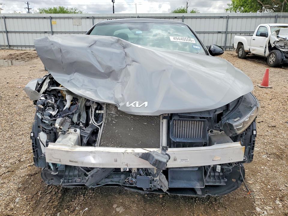 2022 Kia K5 მანქანა იყიდება აუქციონზე, vin: 5XXG64J21NG082069, აუქციონის ნომერი: 49440556