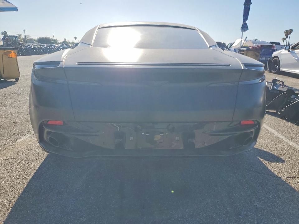Продаж на аукціоні авто 2021 Aston Martin Db11, vin: SCFRMFAW0MGL10410, номер лоту: 48907006