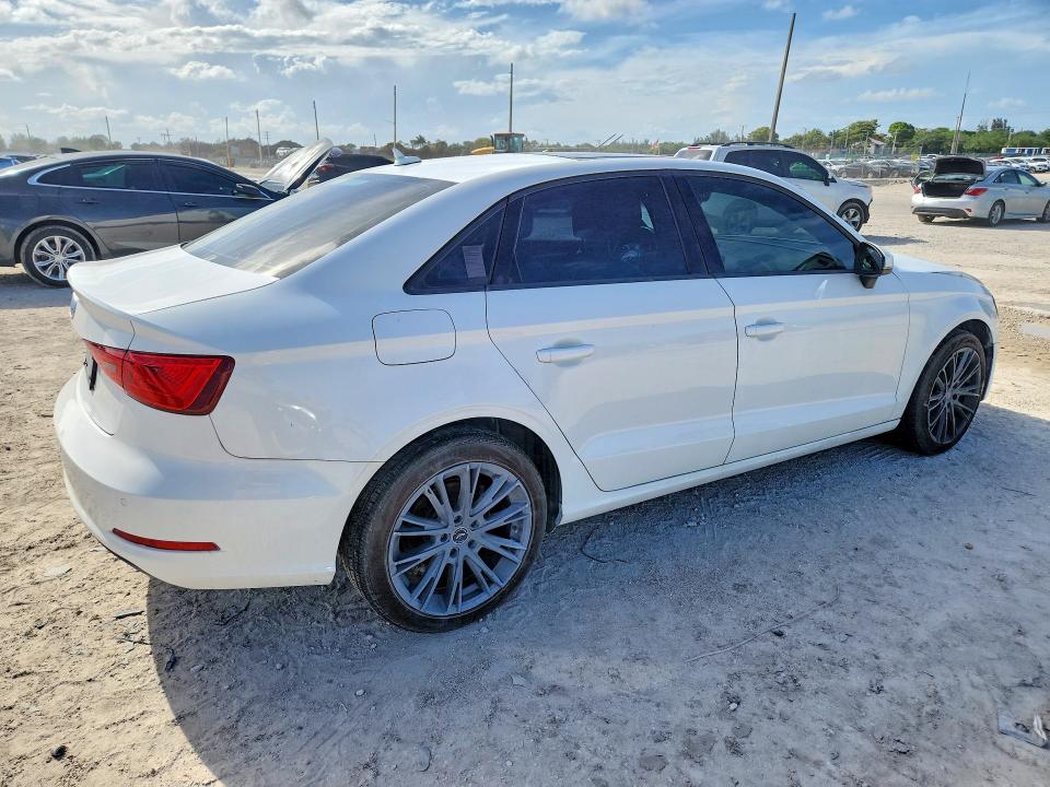 Aukcja sprzedaży 2016 Audi A3, vin: WAUA7GFF4G1005417, numer aukcji: 48585646