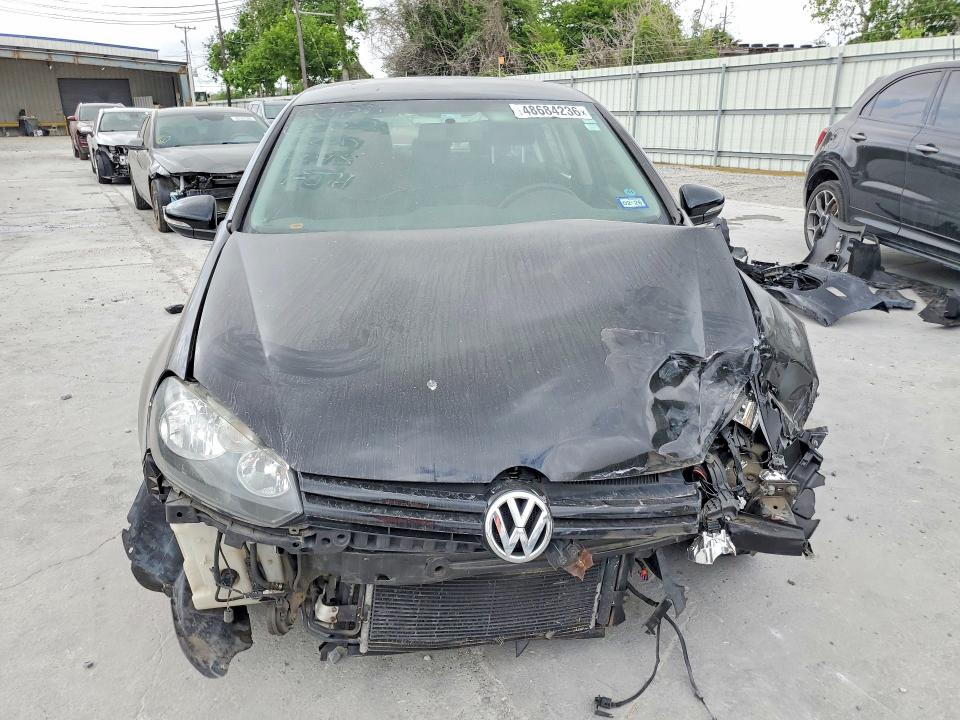 2013 Volkswagen Golf მანქანა იყიდება აუქციონზე, vin: WVWDB7AJ7DW138682, აუქციონის ნომერი: 48684236