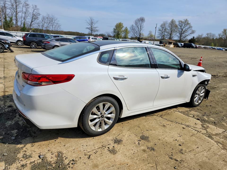 Продаж на аукціоні авто 2016 Kia Optima, vin: 5XXGU4L38GG091513, номер лоту: 49500756