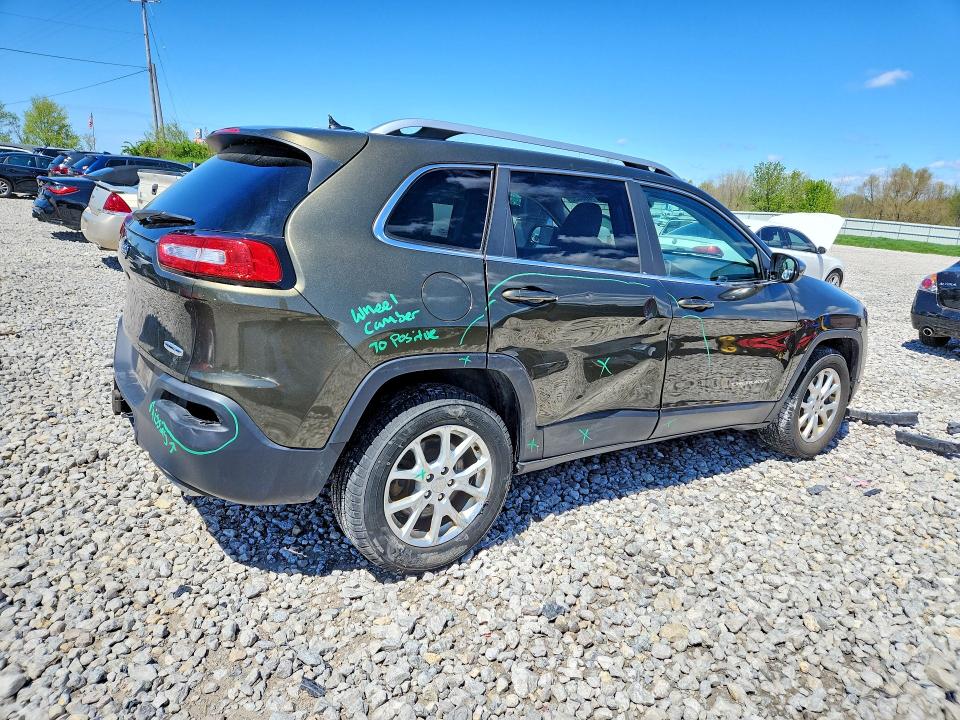51486656 :رقم المزاد ، 1C4PJMCS7FW538605 vin ، 2015 Jeep Cherokee مزاد بيع