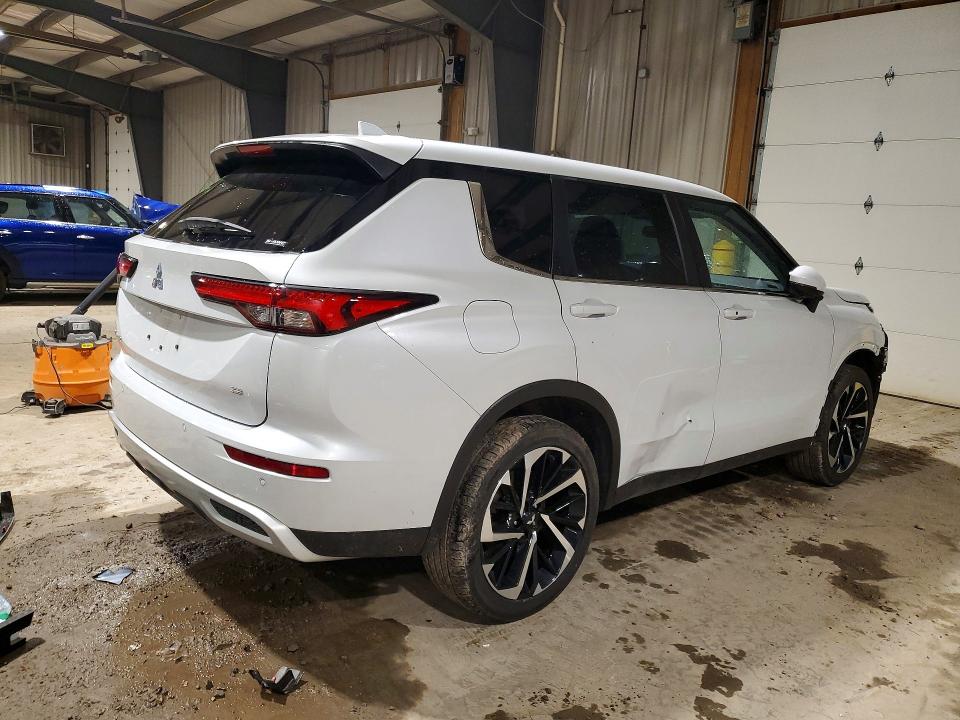 Продаж на аукціоні авто 2023 Mitsubishi Outlander, vin: JA4J4UA82PZ052122, номер лоту: 48248156