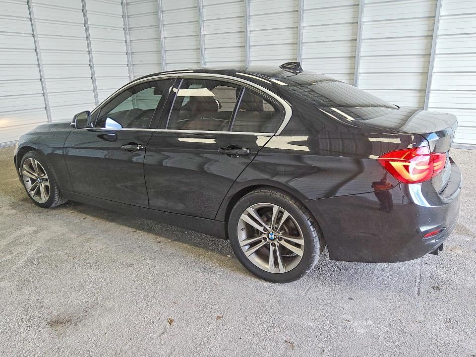 2017 Bmw 330 მანქანა იყიდება აუქციონზე, vin: WBA8B9G56HNU48533, აუქციონის ნომერი: 48544436