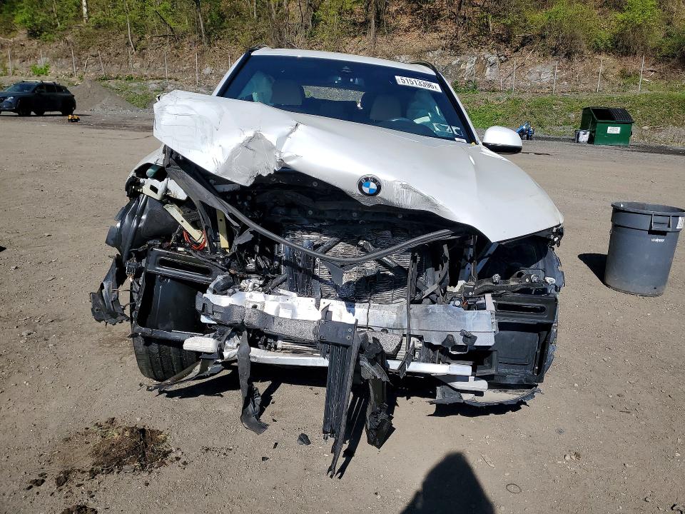 51513396 :رقم المزاد ، 5UXCR6C00M9F69628 vin ، 2021 Bmw X5 مزاد بيع