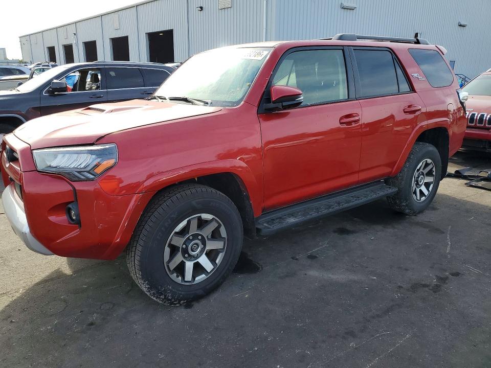 Продажа на аукционе авто 2022 Toyota 4runner, vin: JTERU5JR4N5988539, номер лота: 47682186