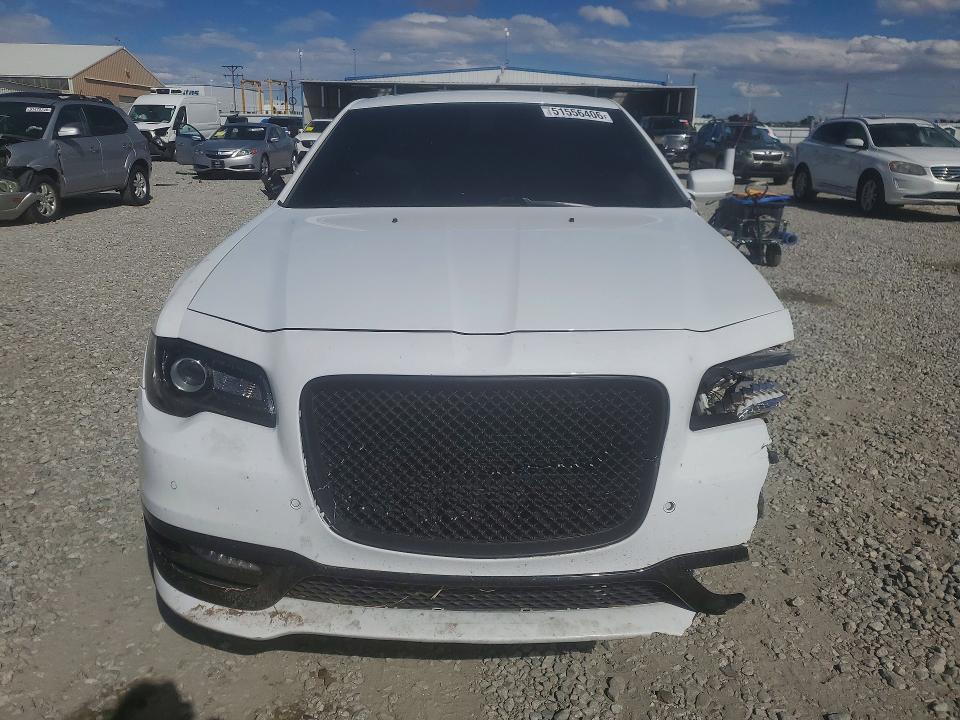 2021 Chrysler 300 მანქანა იყიდება აუქციონზე, vin: 2C3CCABT2MH507019, აუქციონის ნომერი: 51556406