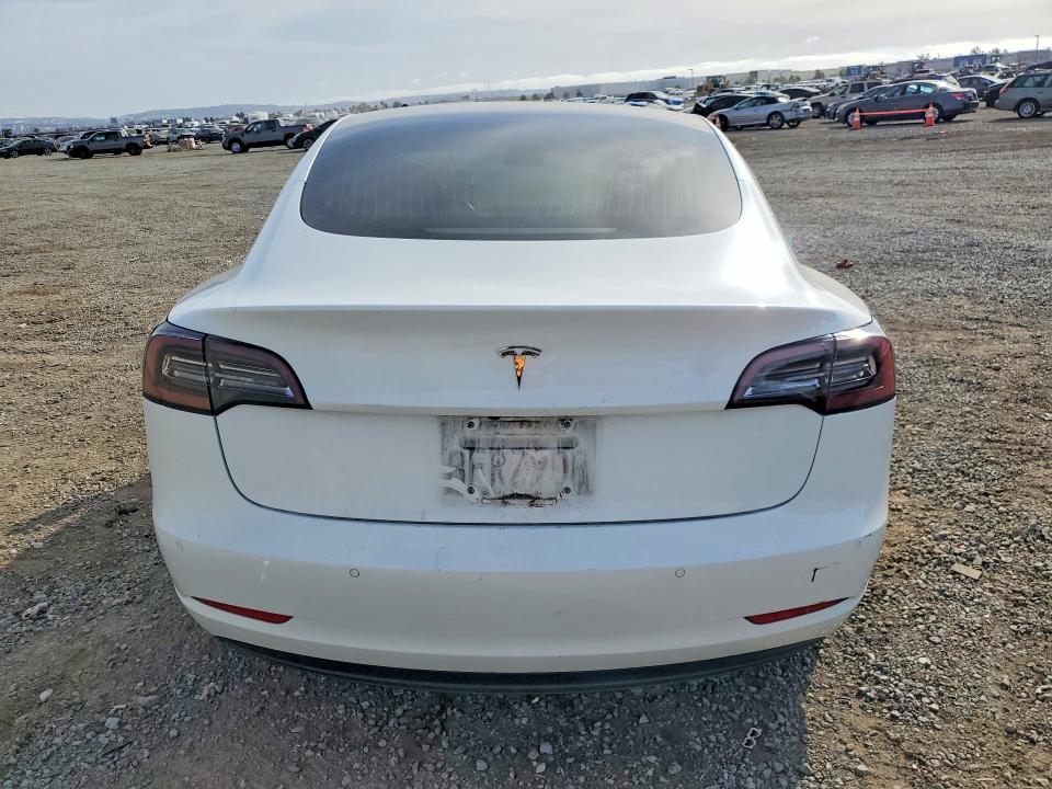Продаж на аукціоні авто 2018 Tesla Model 3, vin: 5YJ3E1EB2JF067457, номер лоту: 50700016